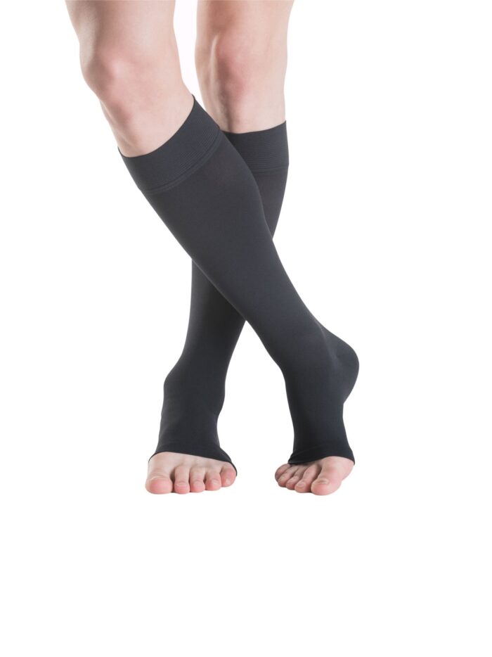 Sigvaris Cotton Compression Stocking - Image 4