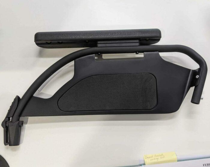 Armrest assembly, standard RH - Breezy