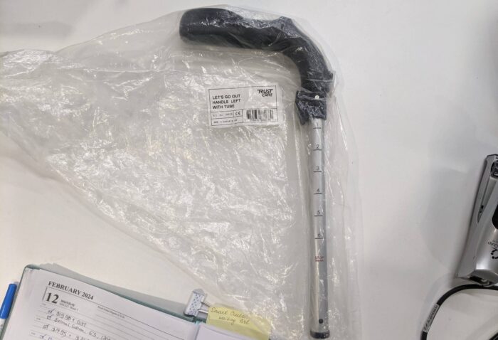Trust - LGO Handle Grips with tube - Right