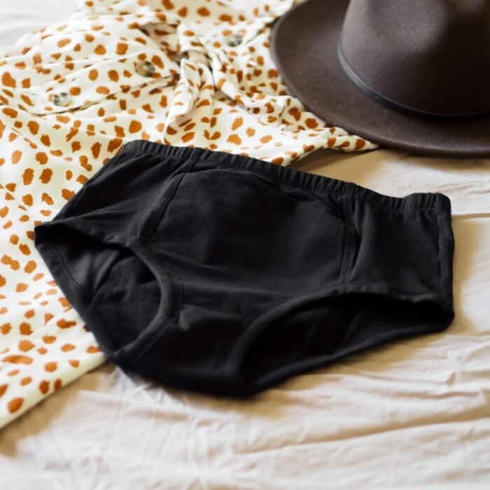 Conni - Women's Incontinence Underwear - Classic (Black) - Image 4