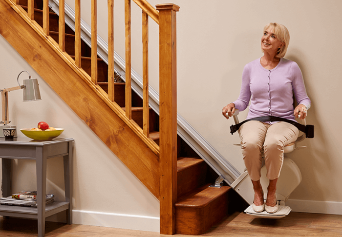 Acorn Straight Stairlifts - Image 3