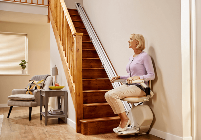 Acorn Straight Stairlifts - Image 2