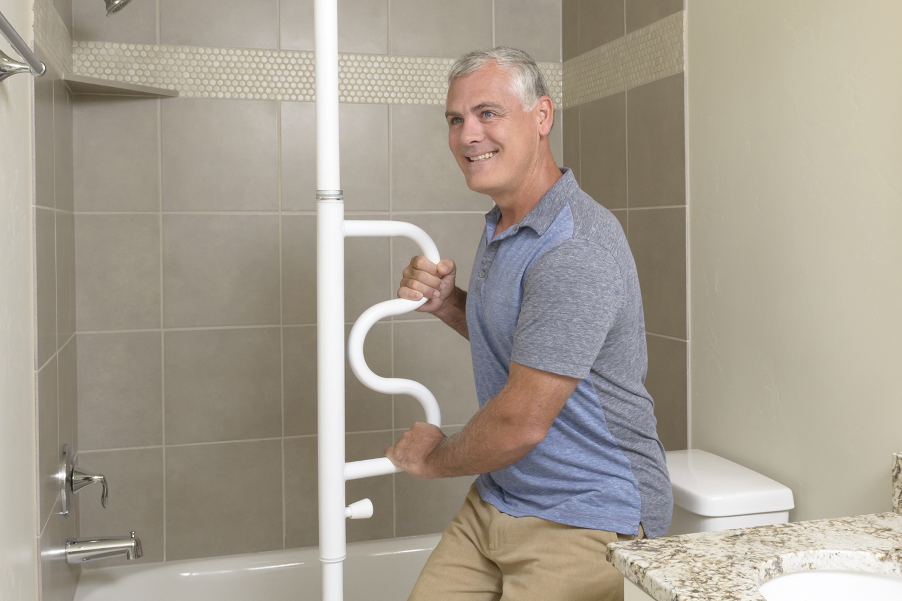Stander Security Pole – Grab Bar